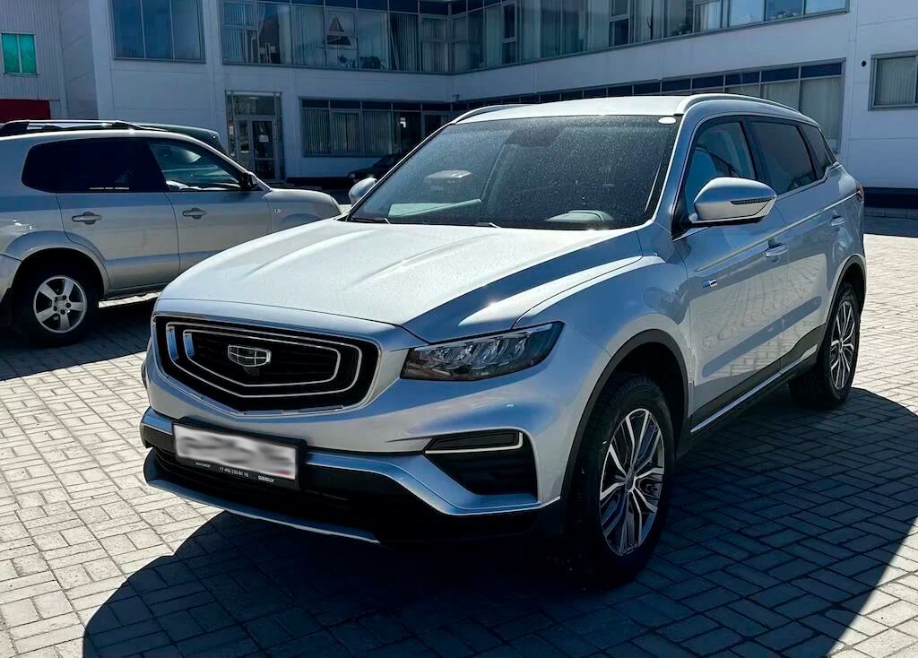 Geely Atlas Pro в аренду